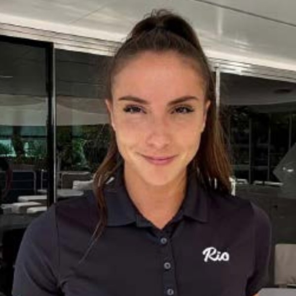 CHIEF STEWARDESS: Tifani Agnes Taky