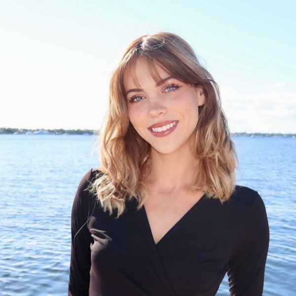 STEWARDESS: Jessica Ratthe STEWARDESS: Jessica Ratthe