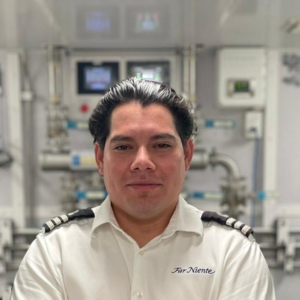 Chief Engineer (Rotation): Pedro Diaz Rocha