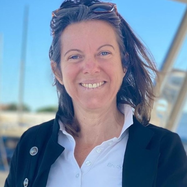 FIRST MATE: Maryline TARCHY