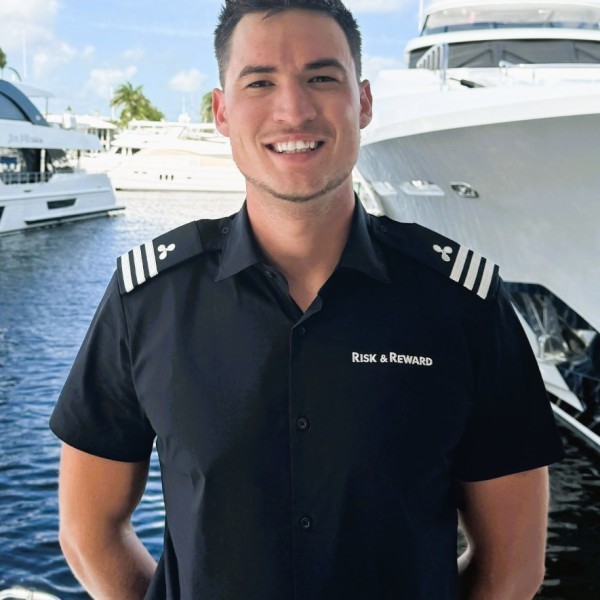 Deckhand: Divan Crous Deckhand: Divan Crous