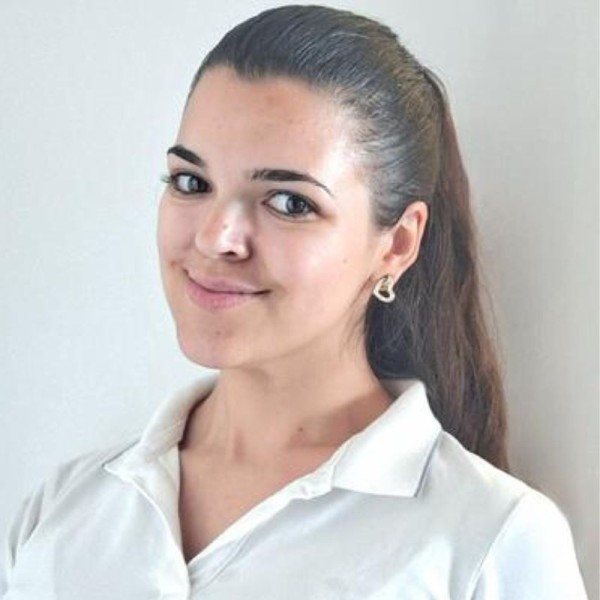 Stewardess-Chef: Maria Belén Jaleo Stewardess-Chef: Maria Belén Jaleo