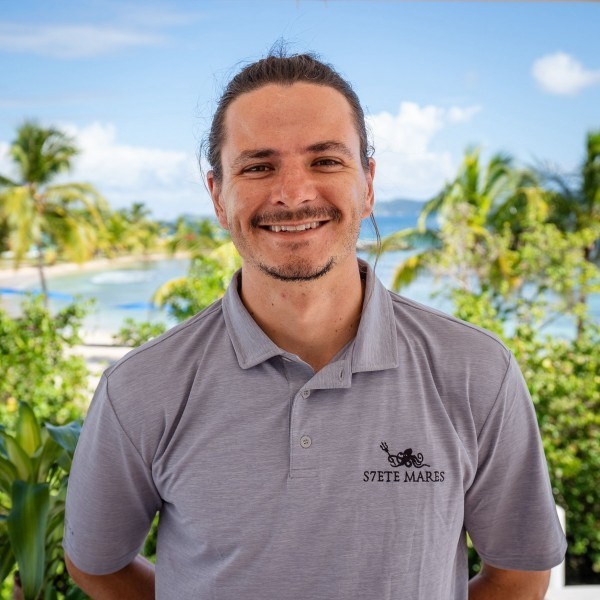 Captain: Bastian Tromp Captain: Bastian Tromp