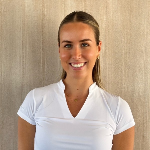 5th Stewardess: Zoe Clark