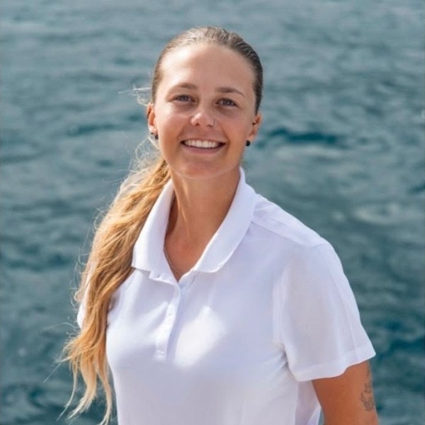 Mate Deckhand: Caro Bester