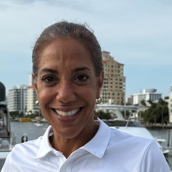 Chief Stewardess: Yadira Badillo Chief Stewardess: Yadira Badillo