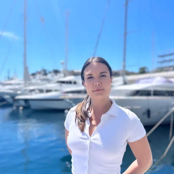 Chief Stew: Rudelie van den Bergh Chief Stew: Rudelie van den Bergh
