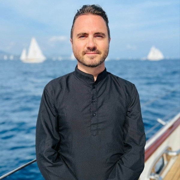 CHEF: Denis GUEMENE CHEF: Denis GUEMENE