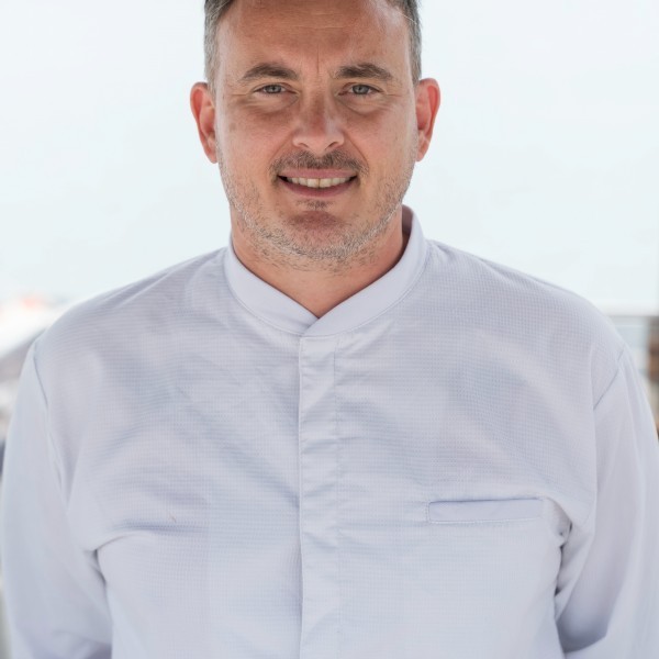 CHEF: STEFANOS POULOPOULOS