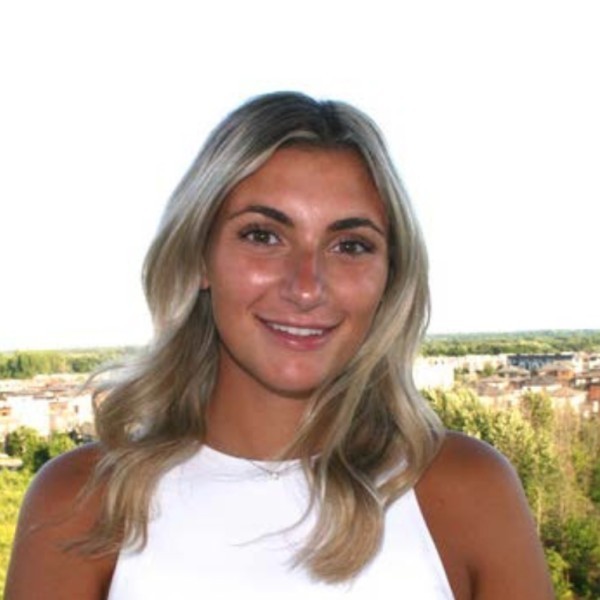 DECK/STEWARDESS: Malory Filion