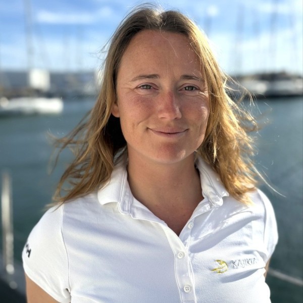 DECKHAND: Raphaële Quémar