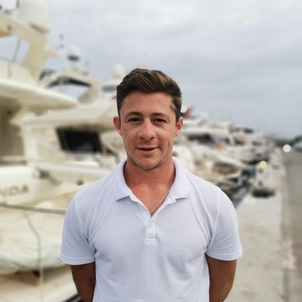 Deck Hand: Christo Theron