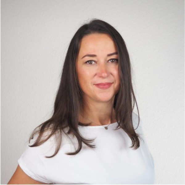 Stewardess: Katrin Groch Stewardess: Katrin Groch