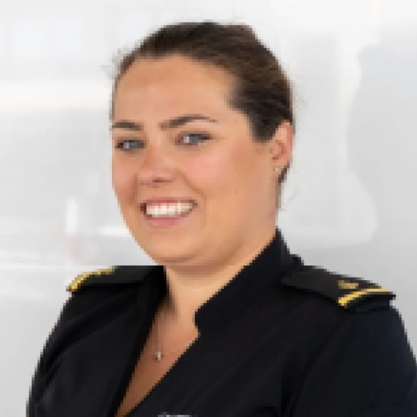 LEAD DECKHAND: LEAD DECKHAND