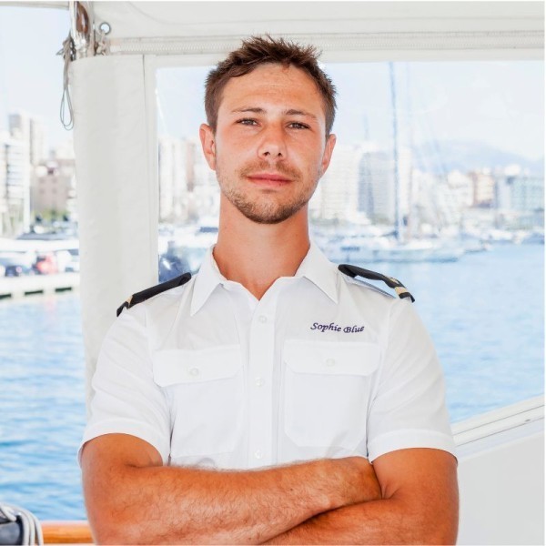 Deckhand: Kenan Coertzen Deckhand: Kenan Coertzen