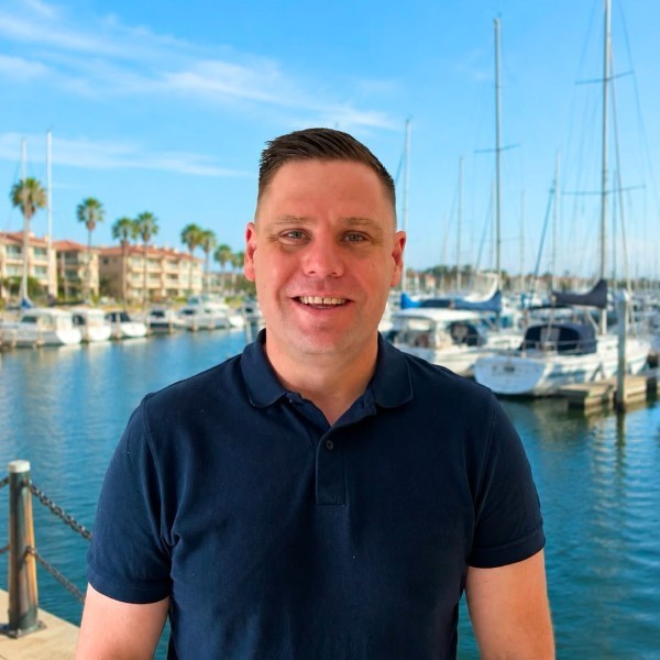 Captain: Richard Vincent