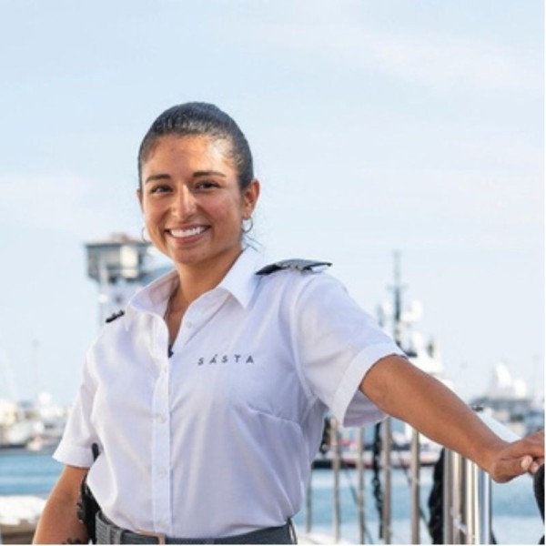 Stewardess: Natalia Villada Moreno Stewardess: Natalia Villada Moreno