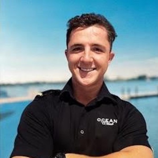 Deck hand / Tender Captain: Dian Rautenbach